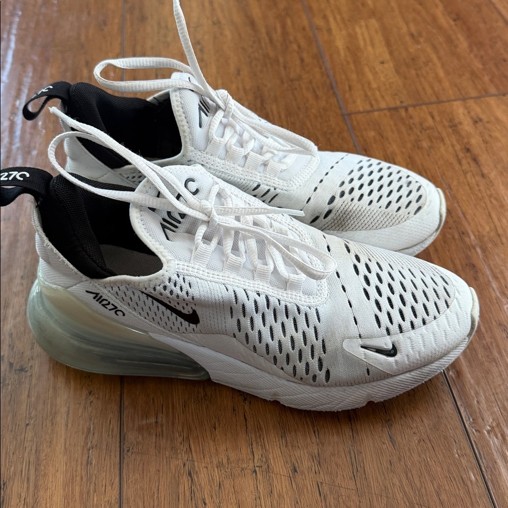 Girls Nike Air Max 270 White and Black Sneakers